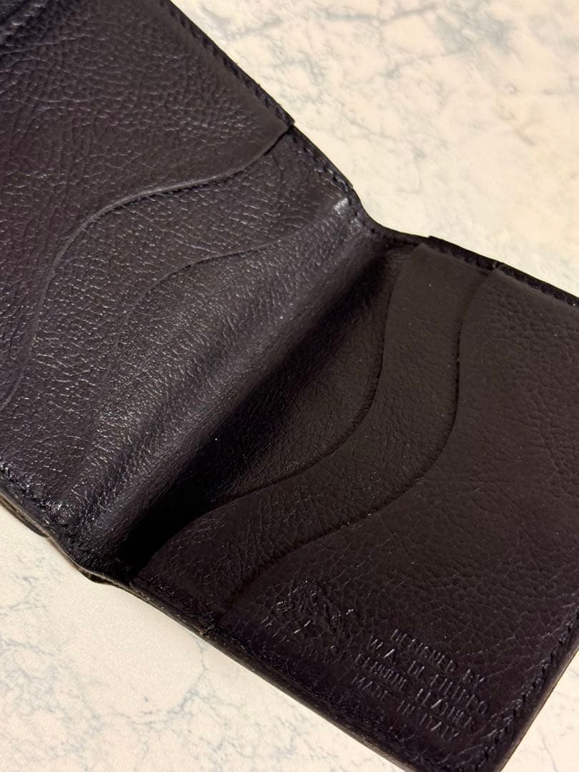 イルビゾンテ　本革　二つ折り財布　ブラック/ILBISONTE Wallet