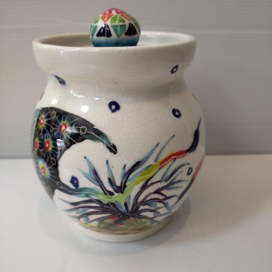 ナツキ　南島焼 沖縄 石垣島 奈美ロリマーさん作品　蓋物大　物入れ　未使用