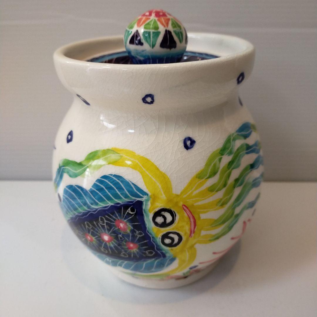 ナツキ　南島焼 沖縄 石垣島 奈美ロリマーさん作品　蓋物大　物入れ　未使用