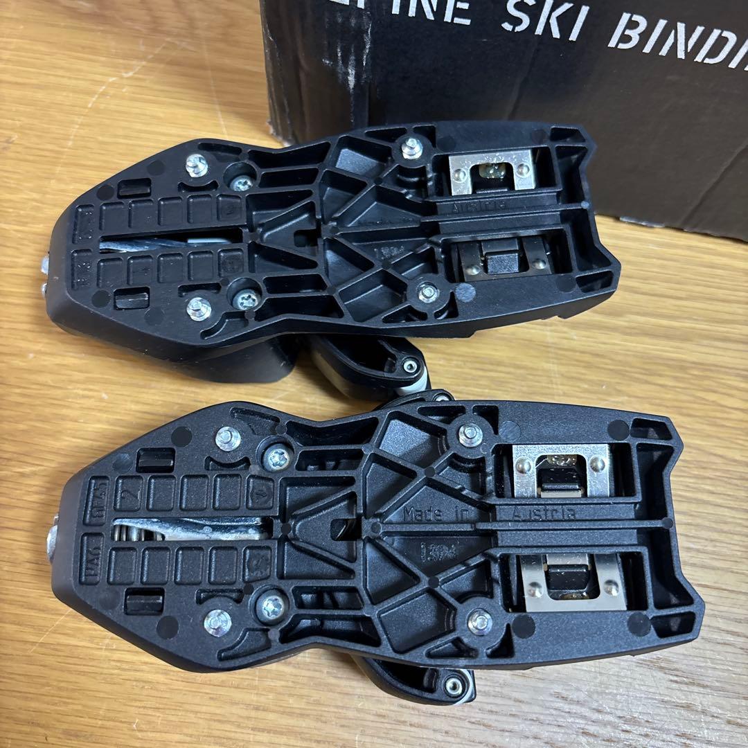 ジュニア向け　新品　未使用　ビンディング　チロリア