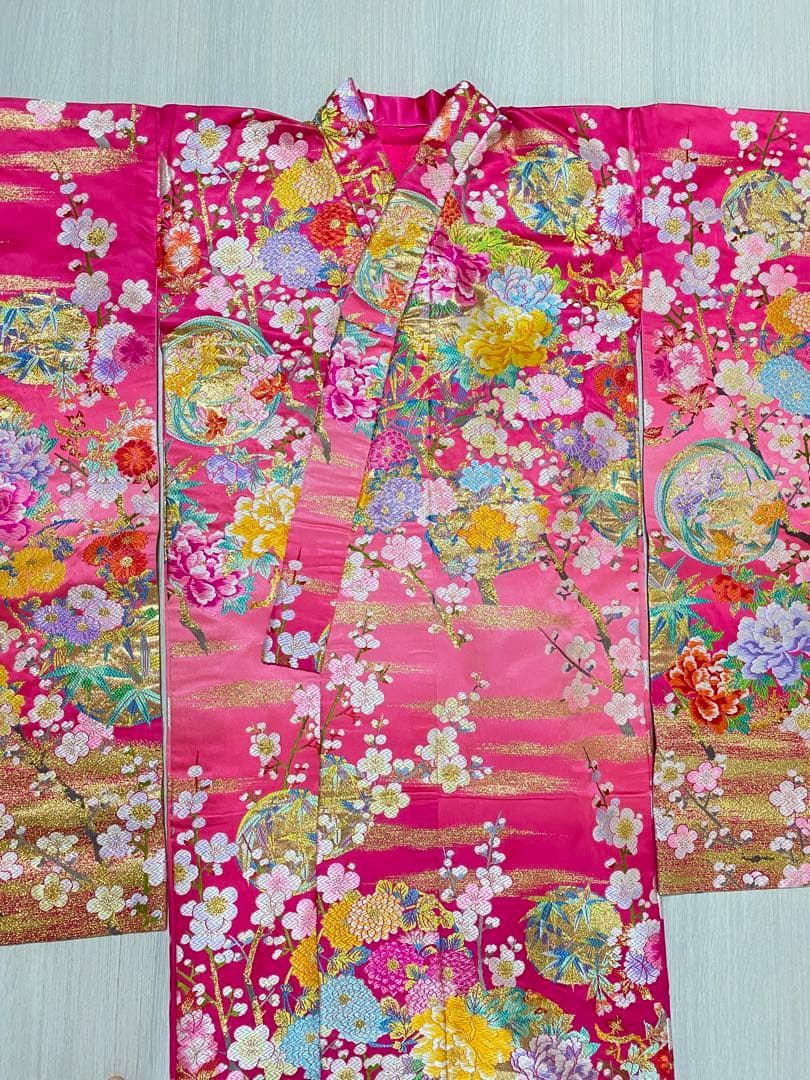 た*き様 花嫁の打掛　色打掛