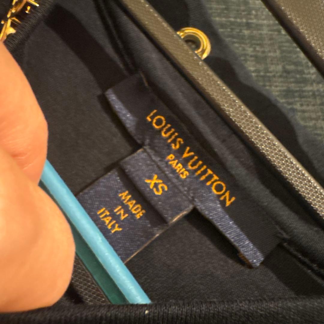 LOUIS VUITTON ルイヴィトン　サイドストラップtシャツ