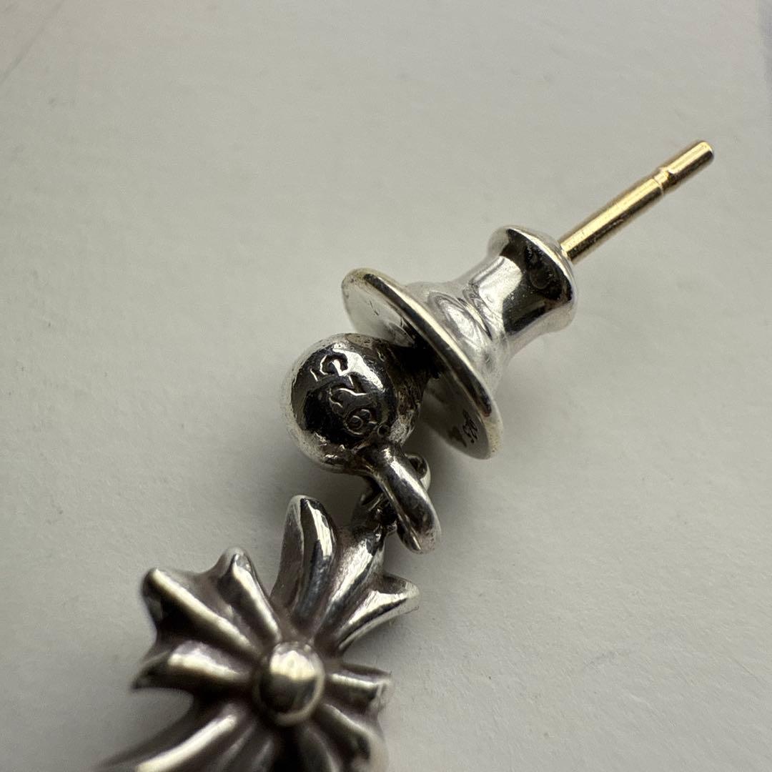 クロムハーツ タイニーe ピアス 鑑定済み