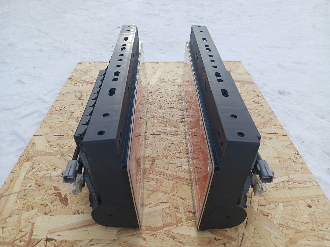 小糸製　LED3連コンビネーション　ノーマルターン