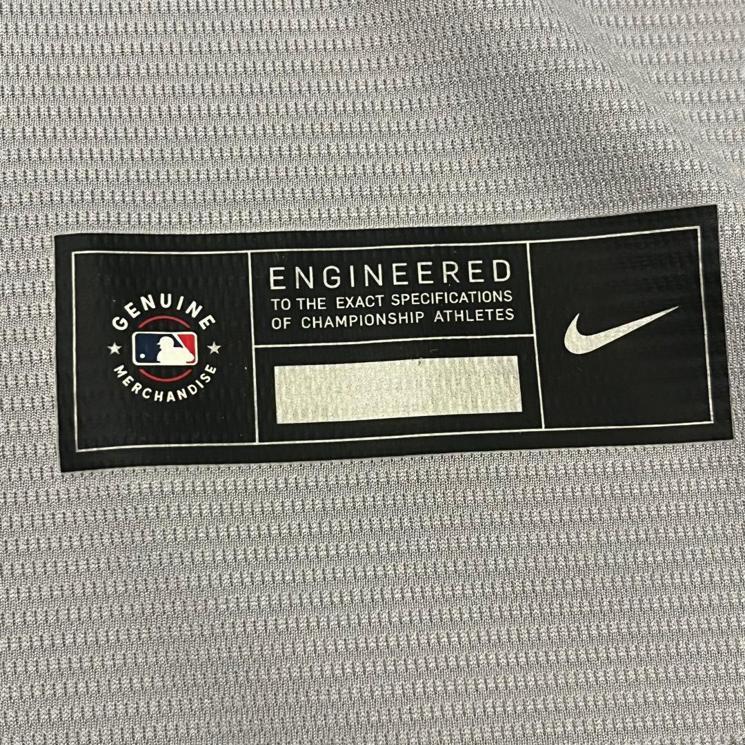 トロント・ブルージェイズ ユニフォーム Nike製　MLB メジャーリーグ　野球