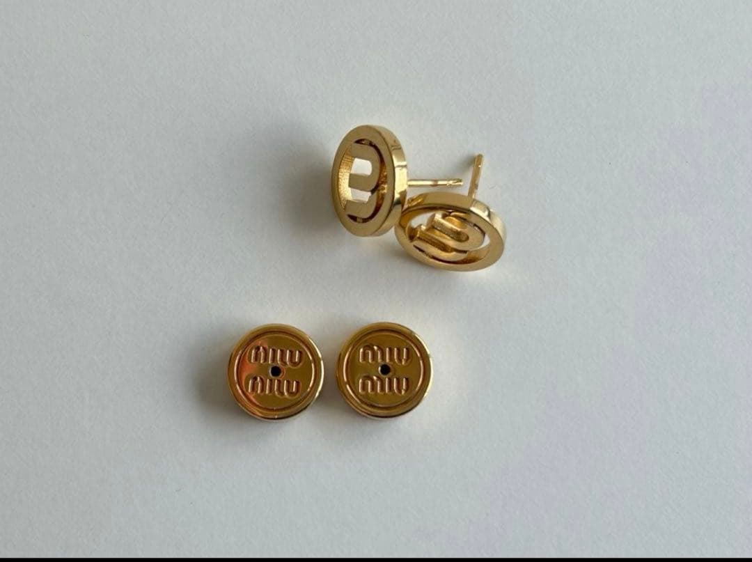 アクセサリー A