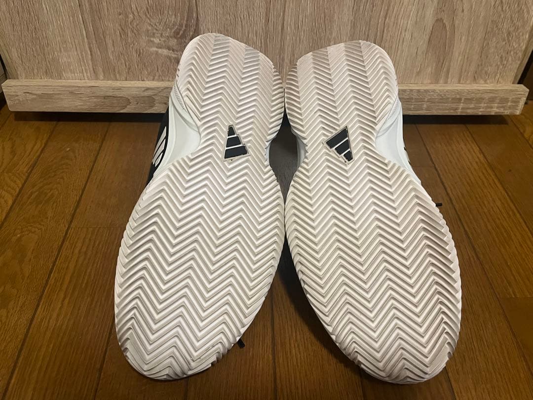 アディダス　バリケード　26.5 テニスシューズ