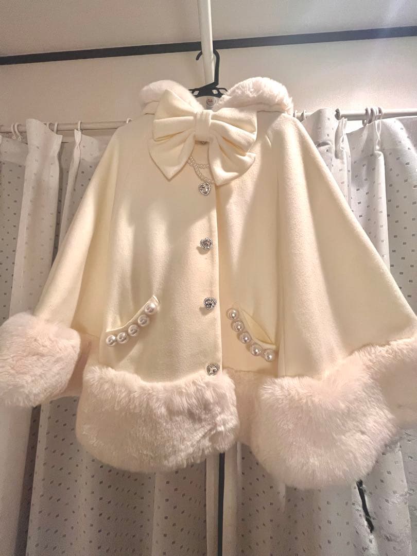 MA*RS リボン付きボリュームファーフードケープコート