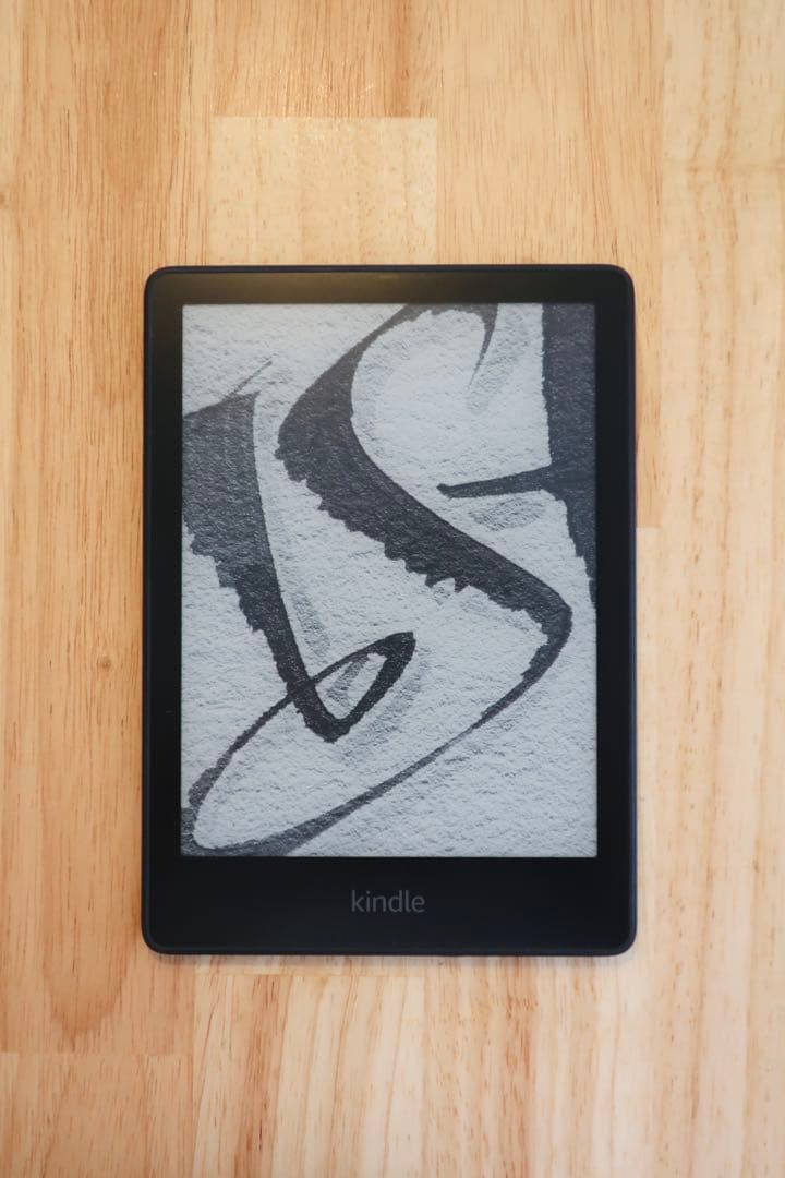 【取引中】Kindle Paperwhite 11世代 シグニチャーエディション