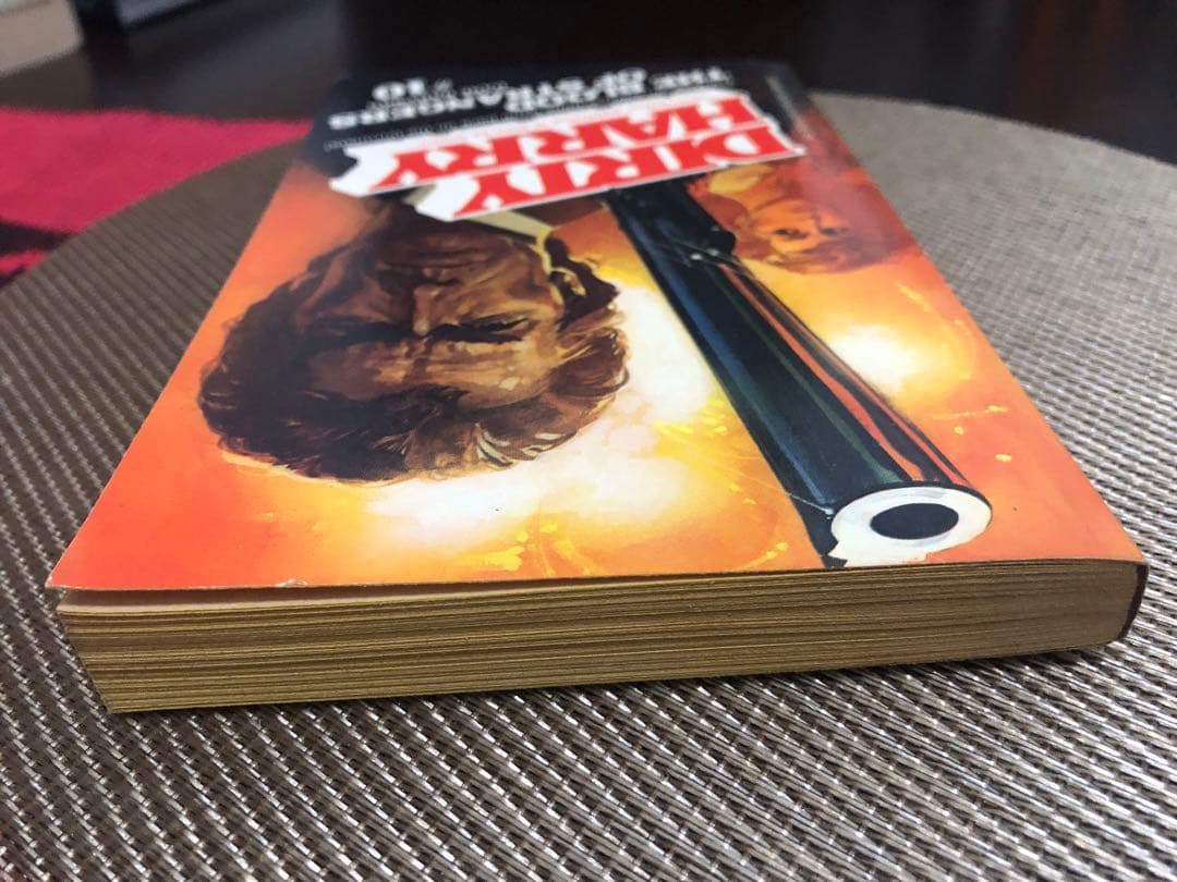 洋書 DIRTY HARRY: THE BLOOD OF STRANGERS #10