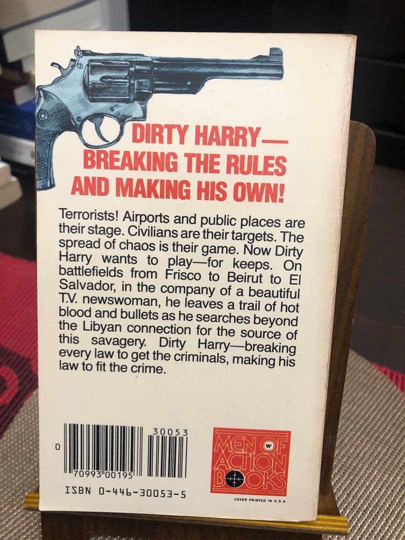 洋書 DIRTY HARRY: THE BLOOD OF STRANGERS #10