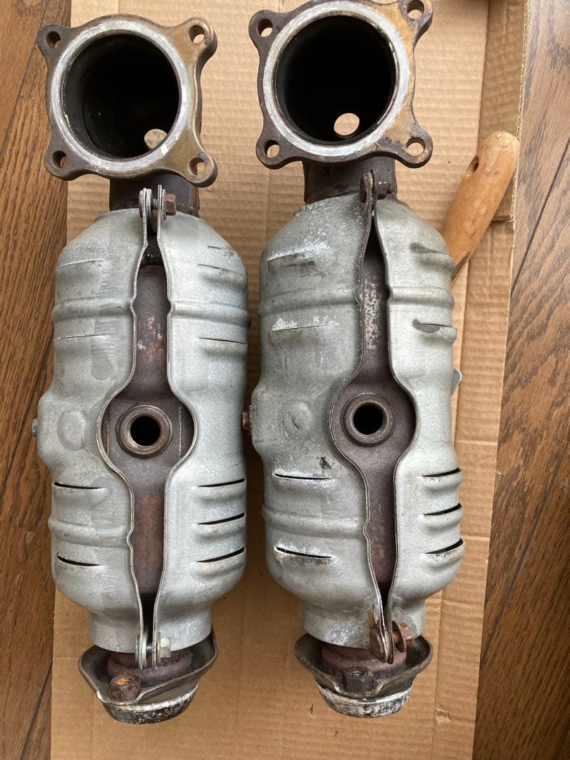 A30型 触媒コンバーター 2個セット