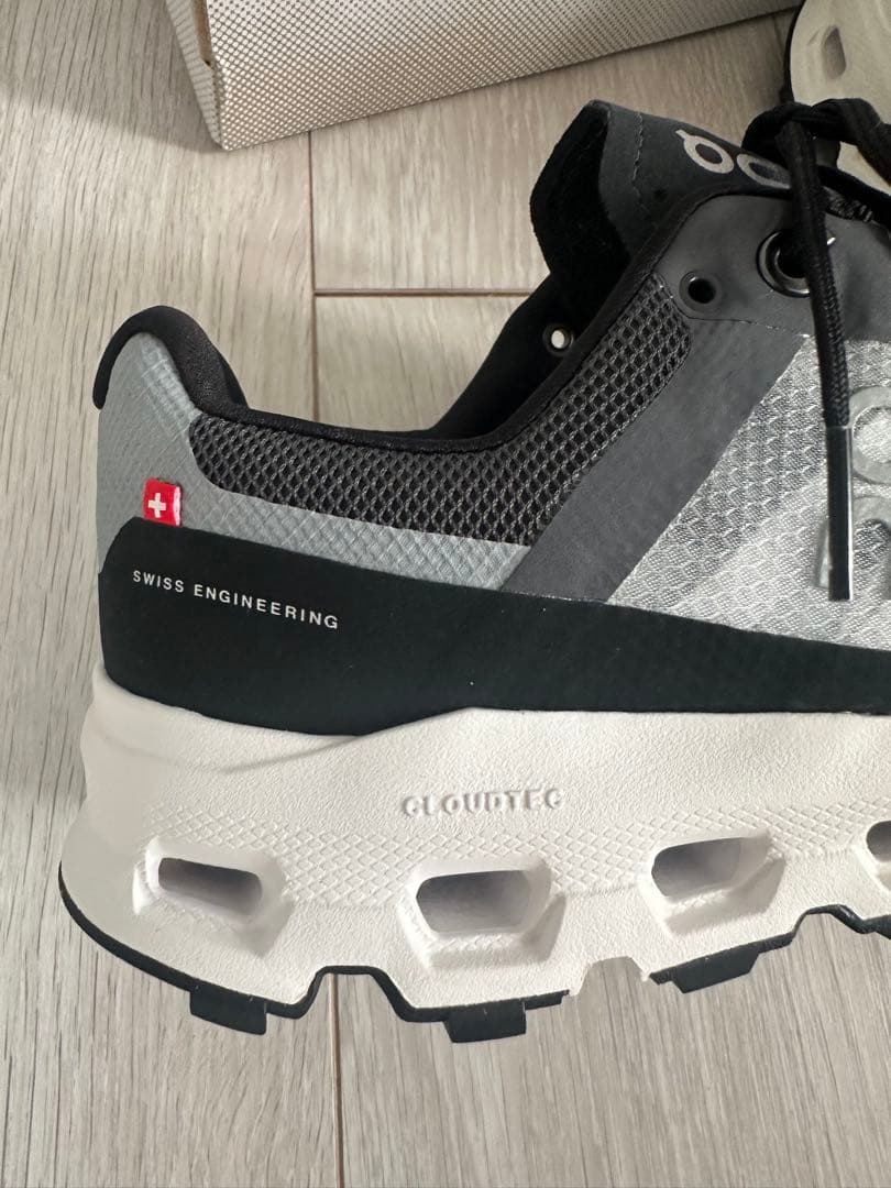 on オン　スニーカー8.5未使用hoka alo yoga ロンハーマン新品