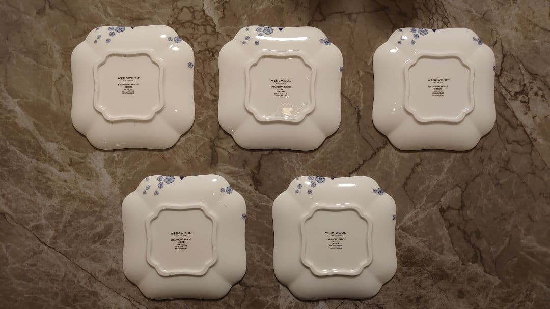 【こだますいか】ウエッジウッド ストロベリー ＋ ブルーウィロー