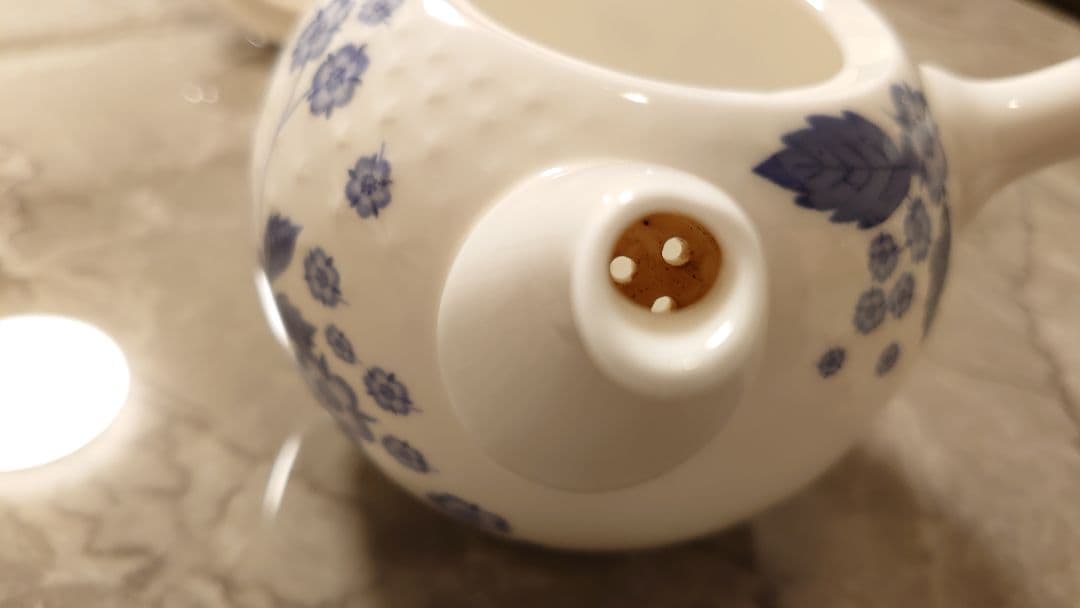 【こだますいか】ウエッジウッド ストロベリー ＋ ブルーウィロー