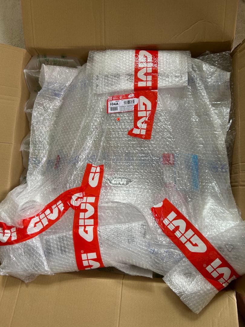 GIVI製　Vespa用ラージスクリーン　ベスパ　風防