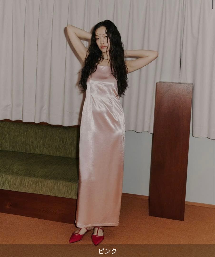 新品ANDRESD glossy satin back ribbon dress