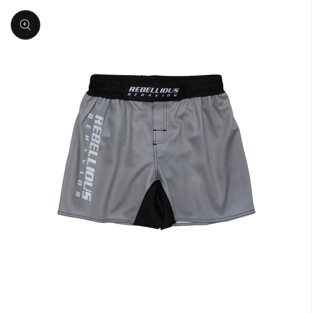 REBELLIOUS BEHAVIOR レベリアスビヘイビア ファイトショーツ