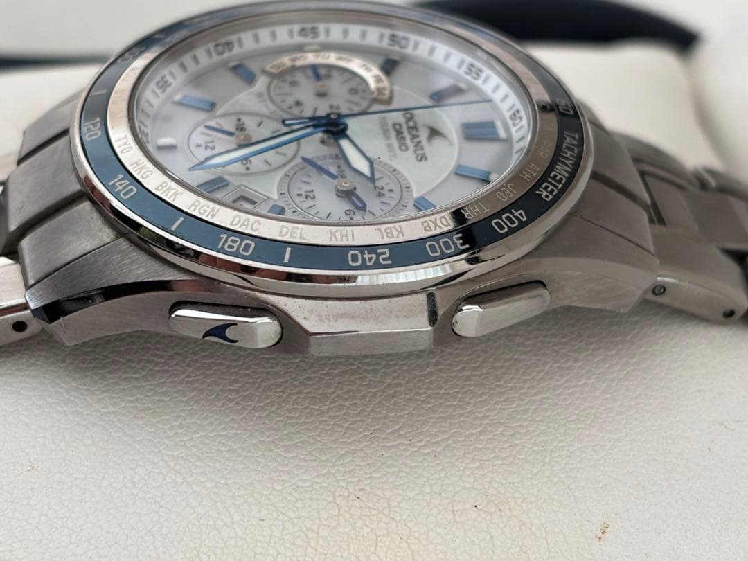 カシオ OCEANUS OCW‑S1200 マンタ 白蝶貝 チタン 電波ソーラー