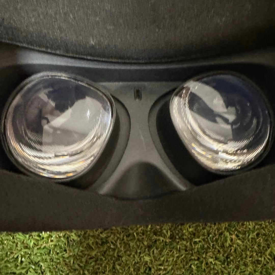   Quest 2 VRヘッドセット 64GB