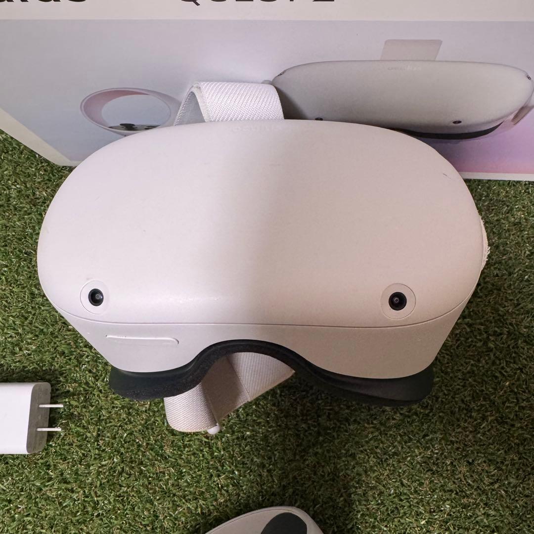   Quest 2 VRヘッドセット 64GB