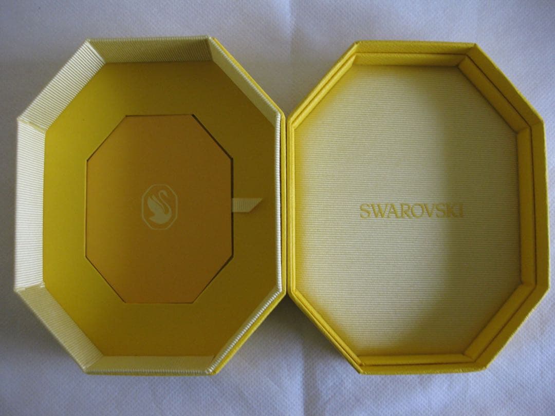 ほぼ未使用☆スワロフスキー Swarovski ヘアクリップ　ヘアピン三点セット