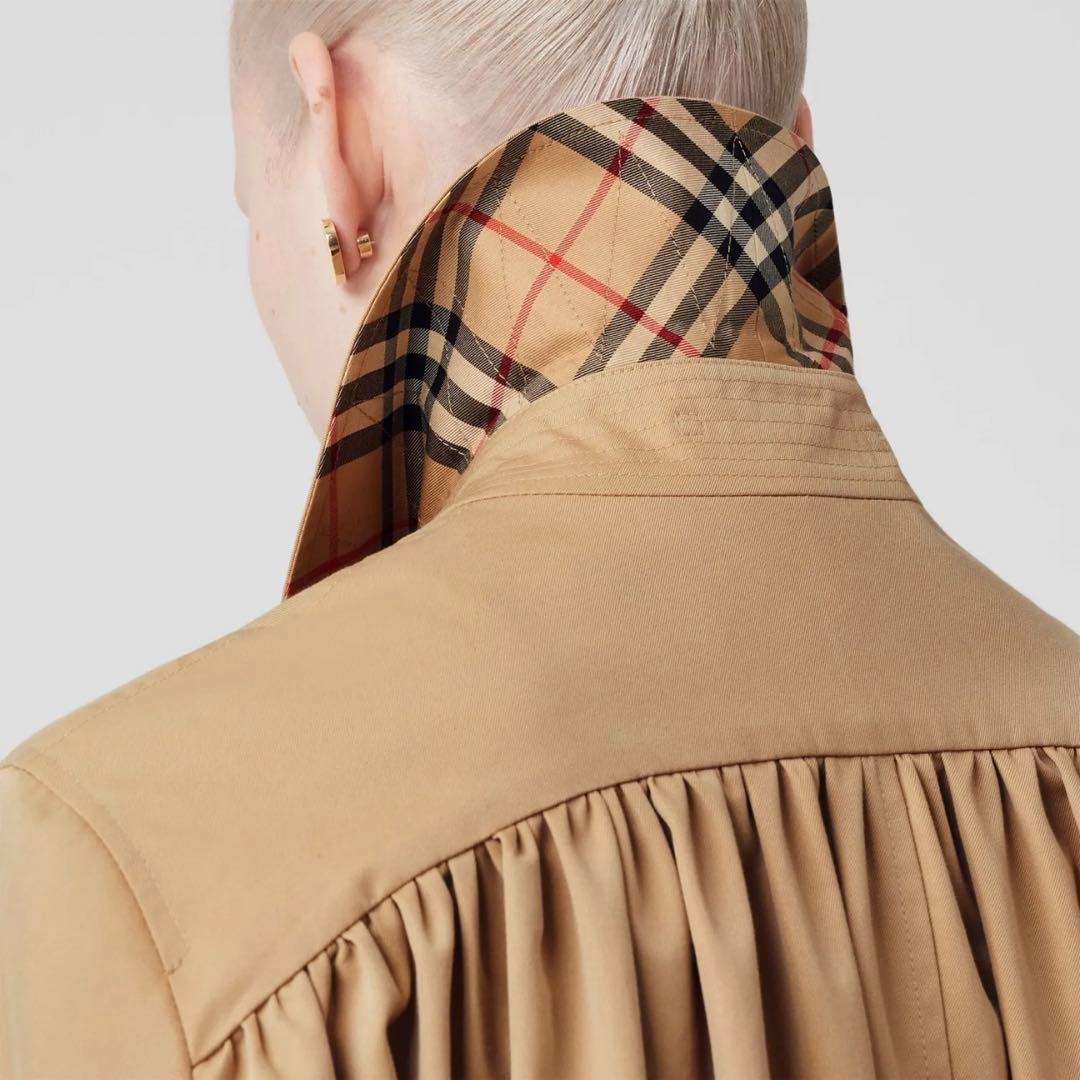 バーバリー　ギャザードパネル トロピカルギャバジン オーバーサイズ カーコート