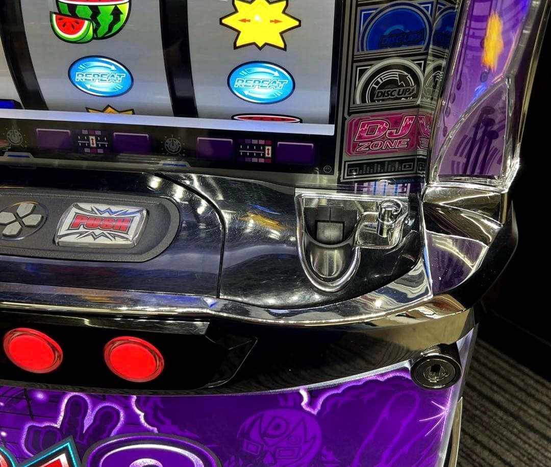 パチスロ「ディスクアップ2」　送料無料 パチスロ実機