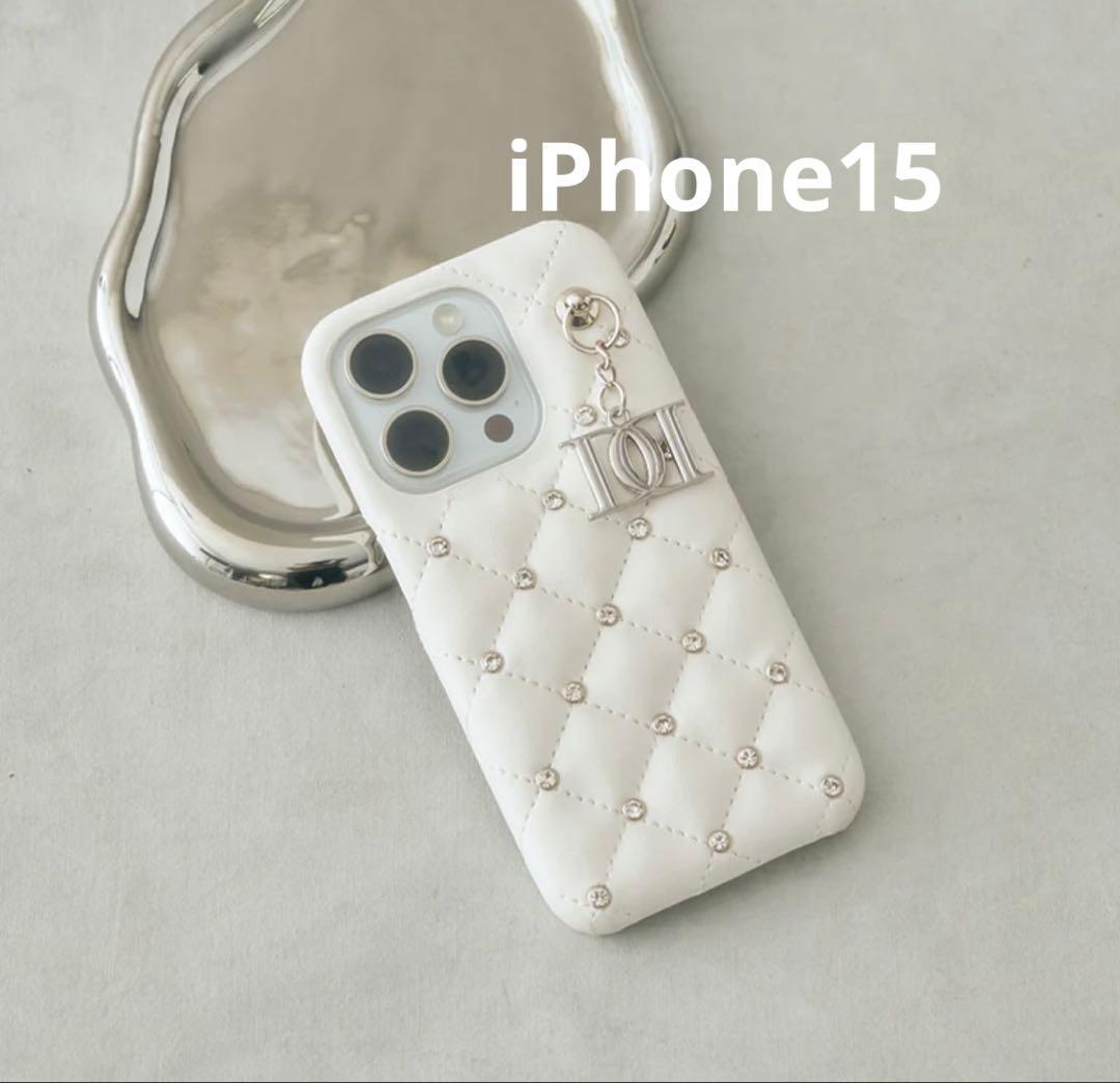 Darich キルティングビジューDDチャーム ケースiPhone15 ホワイト