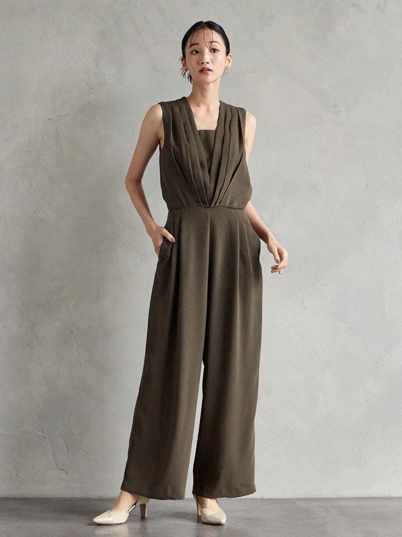 ストレートパンツオールインワン　AIMER