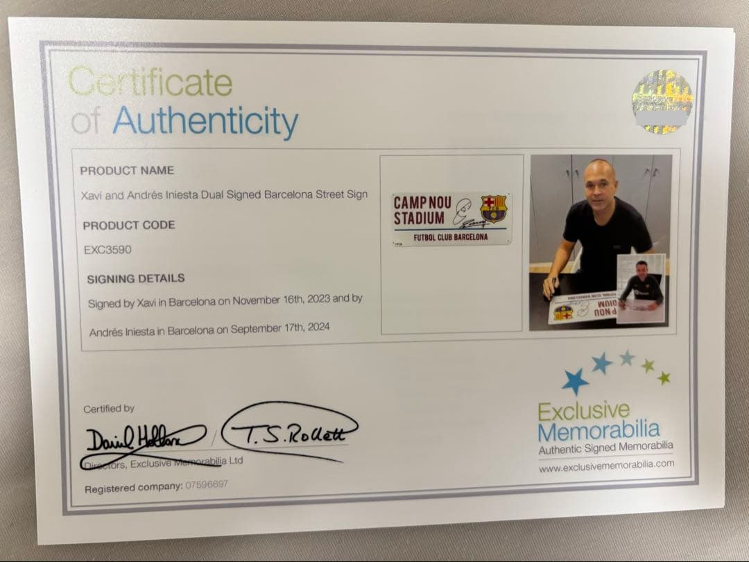 【最終値下げ】カンプノウ 案内プレート シャビ イニエスタ 直筆サイン入り