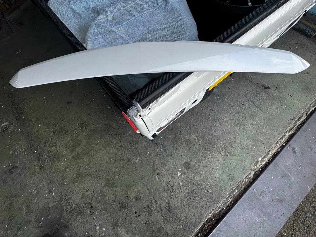 30 アルファード　後期　ボンネットフード　トップモール　同色