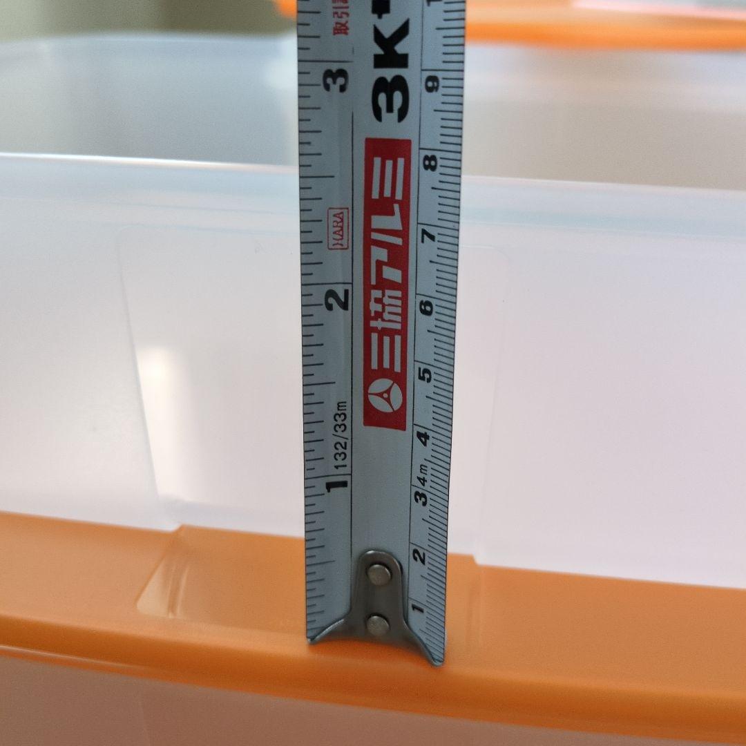 未使用品　タッパーウェア　食品保存容器 4個セット＋使用済み１個