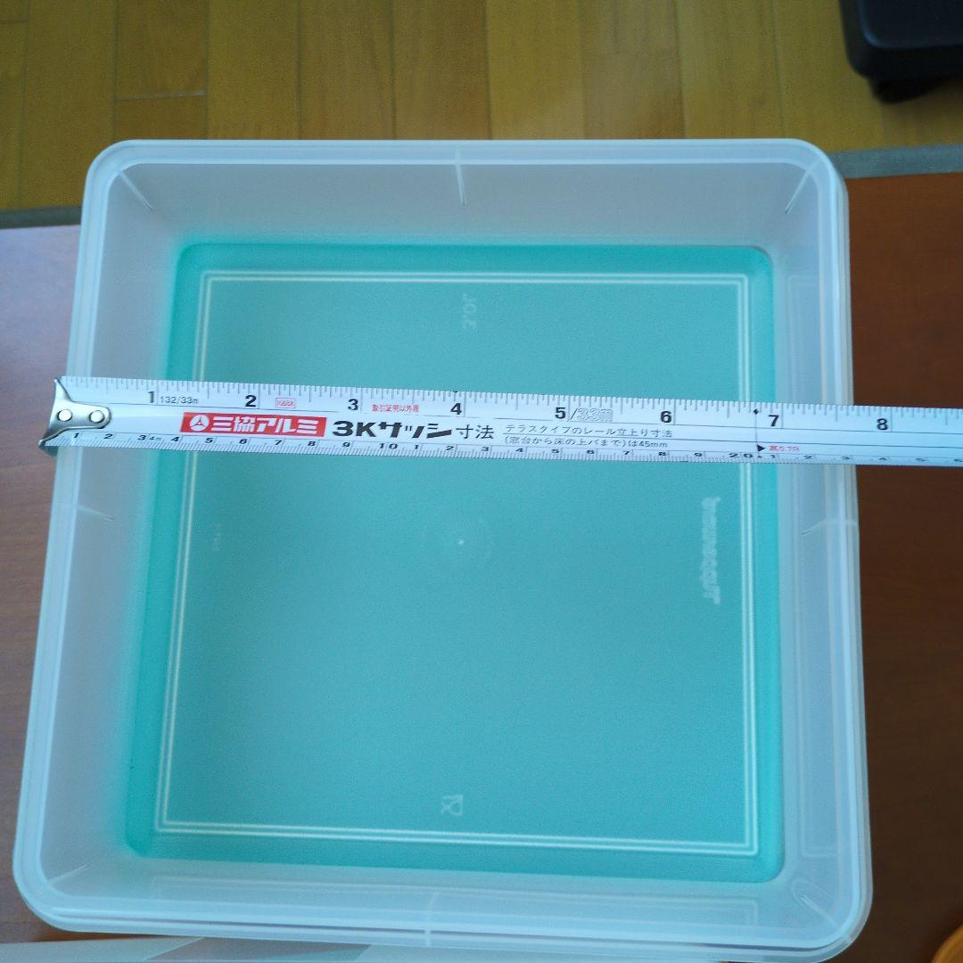 未使用品　タッパーウェア　食品保存容器 4個セット＋使用済み１個