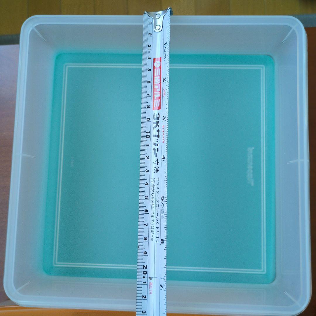 未使用品　タッパーウェア　食品保存容器 4個セット＋使用済み１個