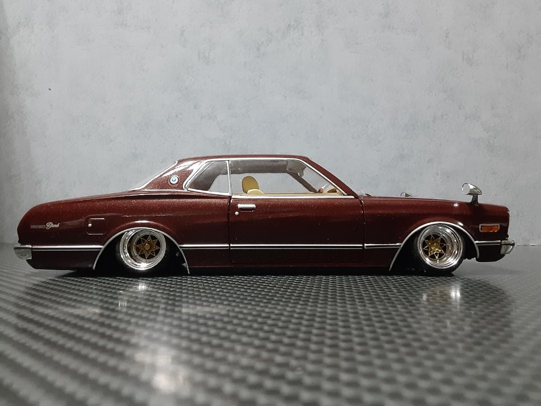 Hachette 1/24 トヨタ マーク II グランデ カスタム改