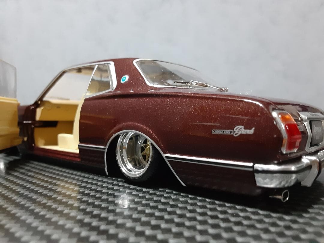 Hachette 1/24 トヨタ マーク II グランデ カスタム改