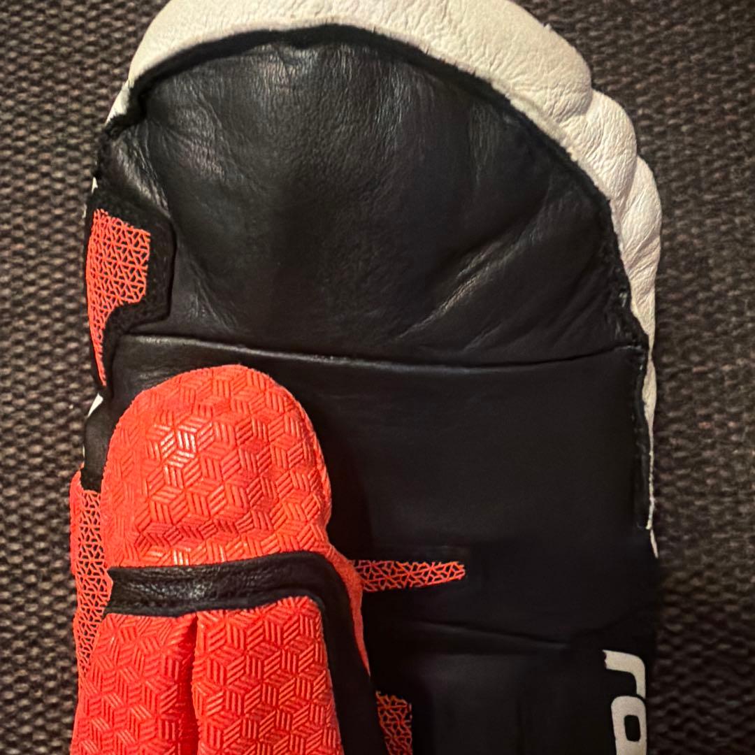 reusch グローブ 赤/黒size8.5