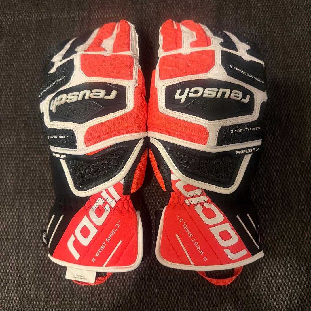 reusch グローブ 赤/黒size8.5