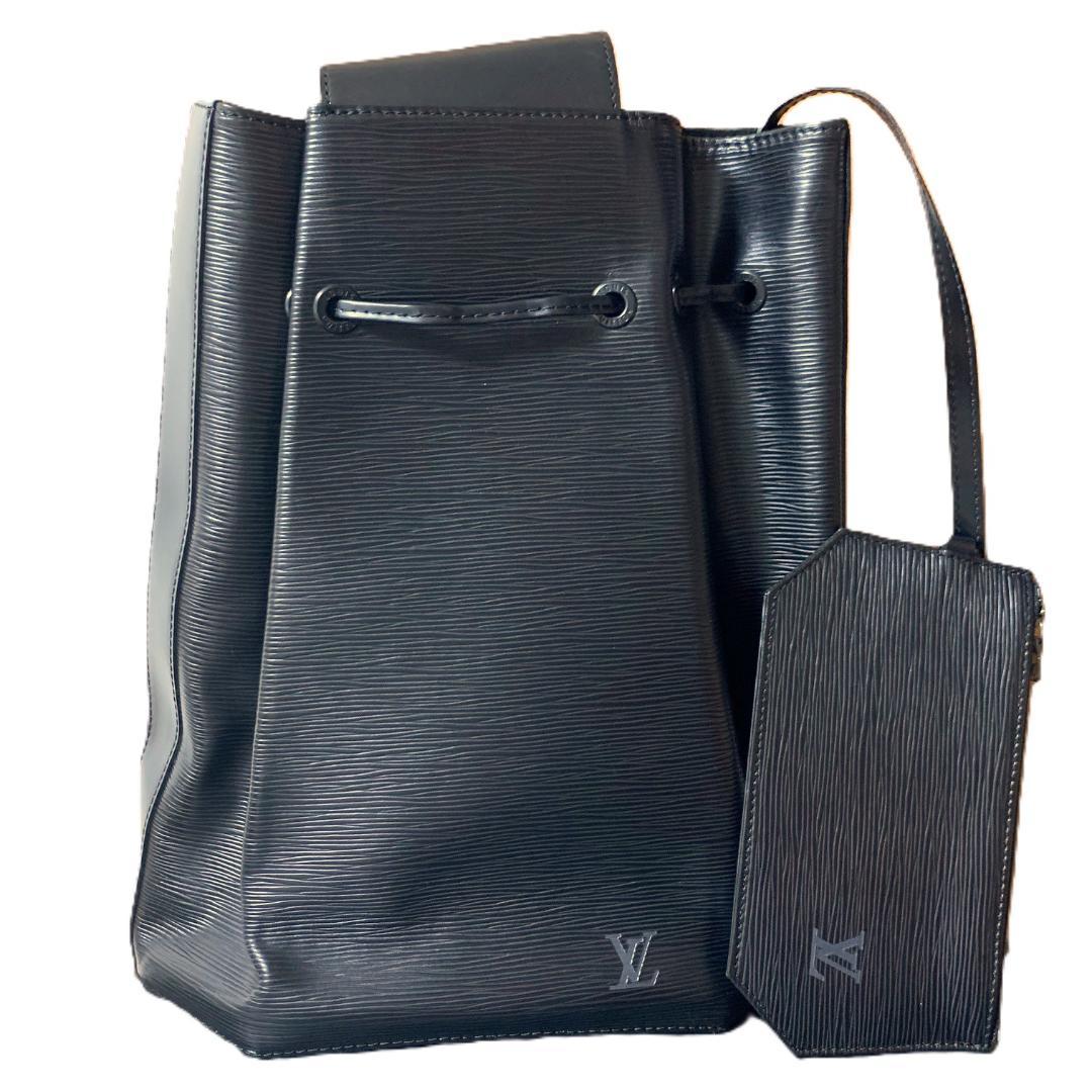 LOUIS VUITTON エピ サックアド ノワール ポーチ付 M80153