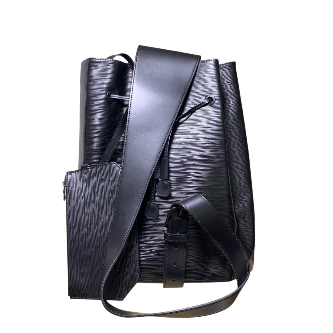 LOUIS VUITTON エピ サックアド ノワール ポーチ付 M80153