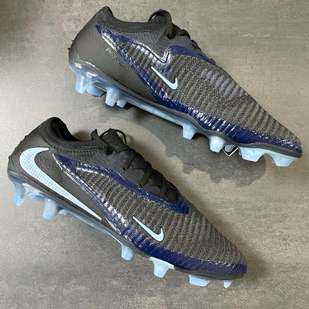 【新品・未使用】ファントム 6 LOW エリート FG 26.0cm