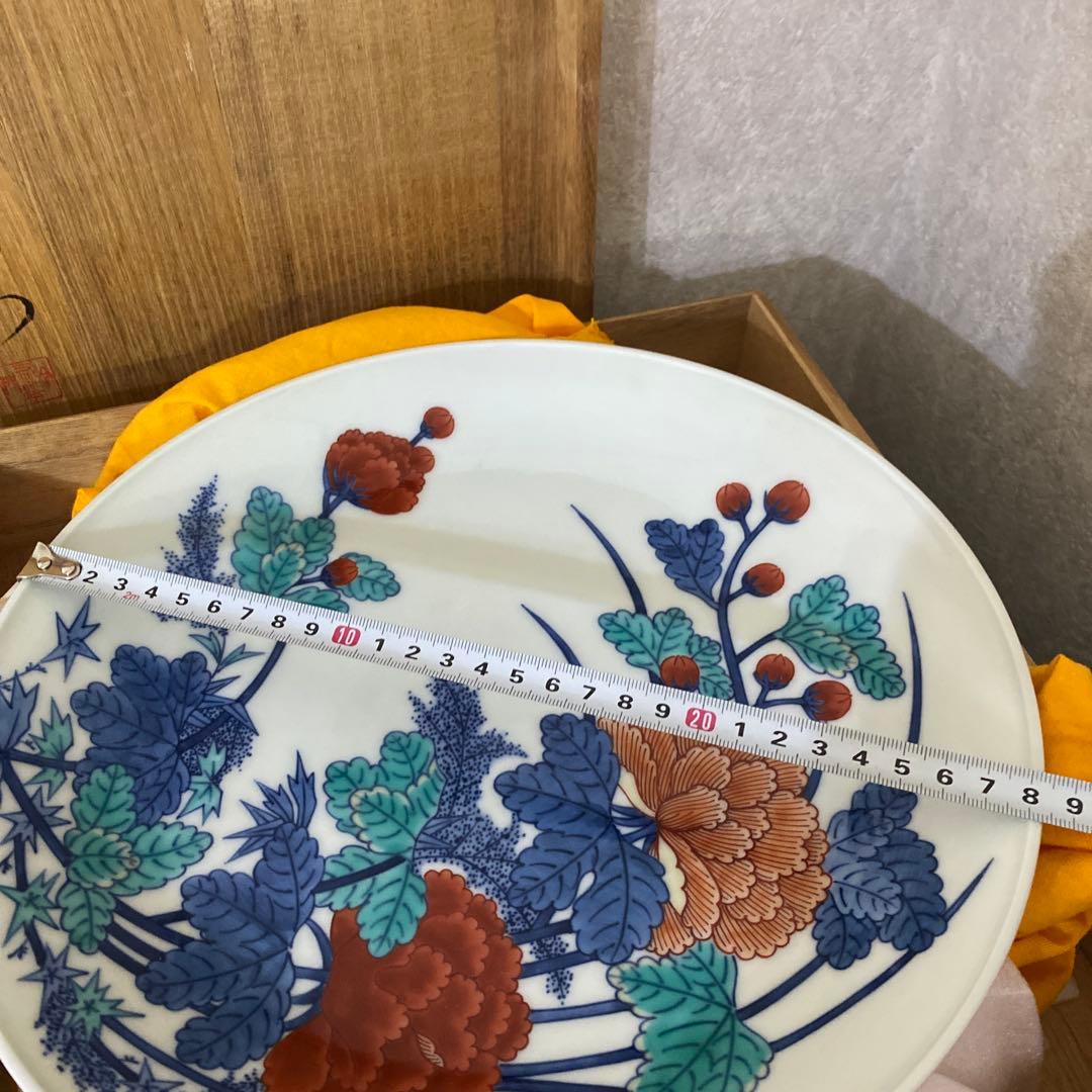 今泉今右衛門　色鍋島絵皿