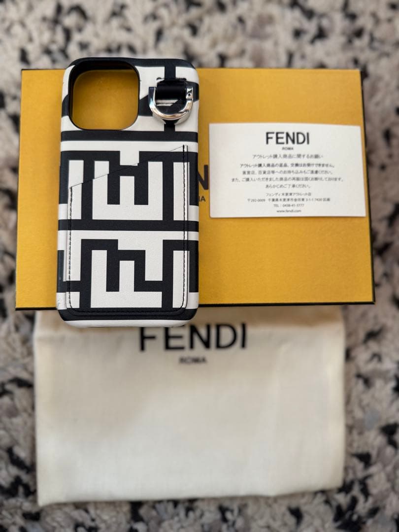 FENDI iPhone13pro ケース フェンディ