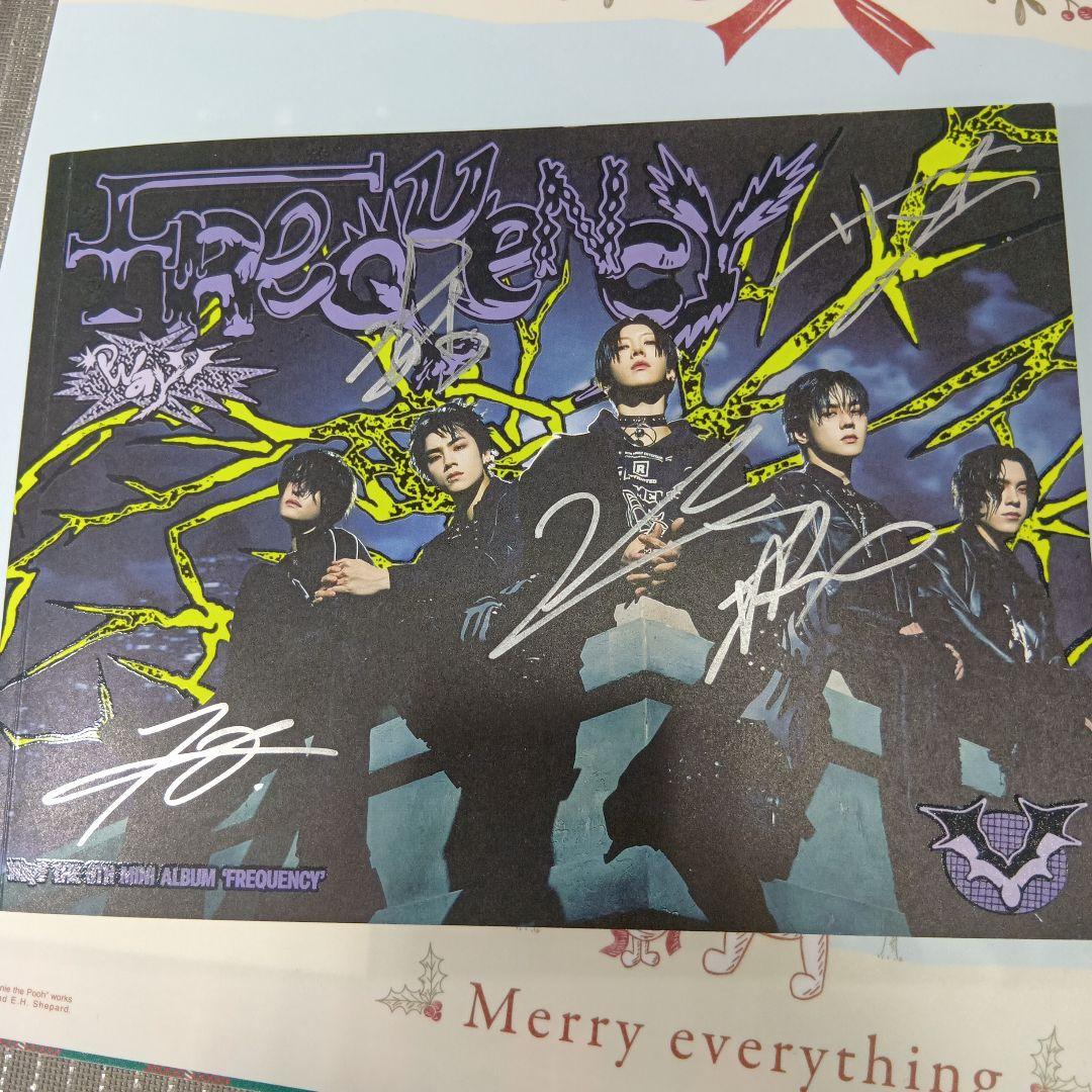 WayV　①　プロモアルバム　非売品　サイン入り　FREQUENCY　レア