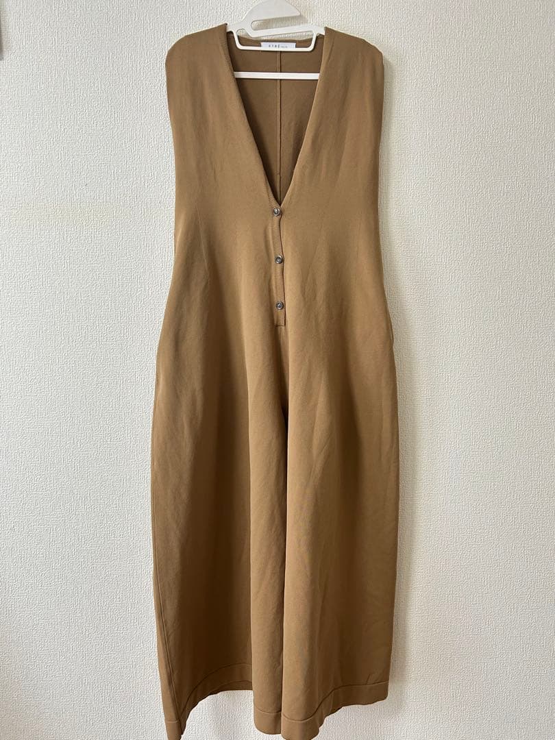 エトレトウキョウ　フロントボタンニットオールインワン