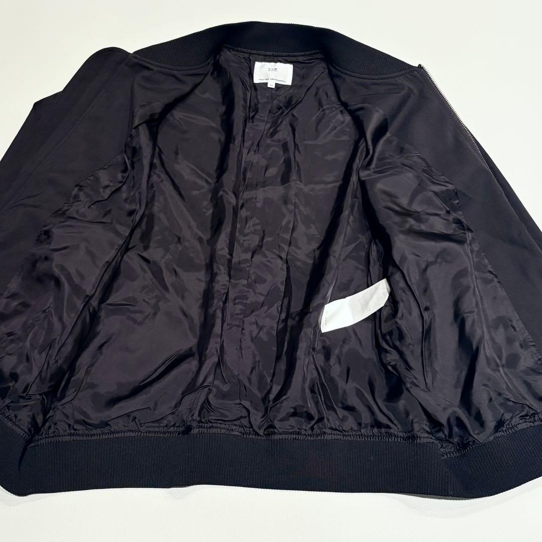 【極美品】大きいサイズ 23区 キュプラナイロンストレッチ MA-1 ブルゾン