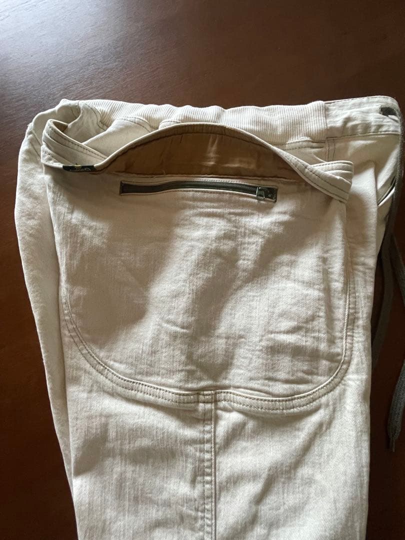 GOHEMPゴーヘンプホワイトパンツ ウエストゴム　裾リブ