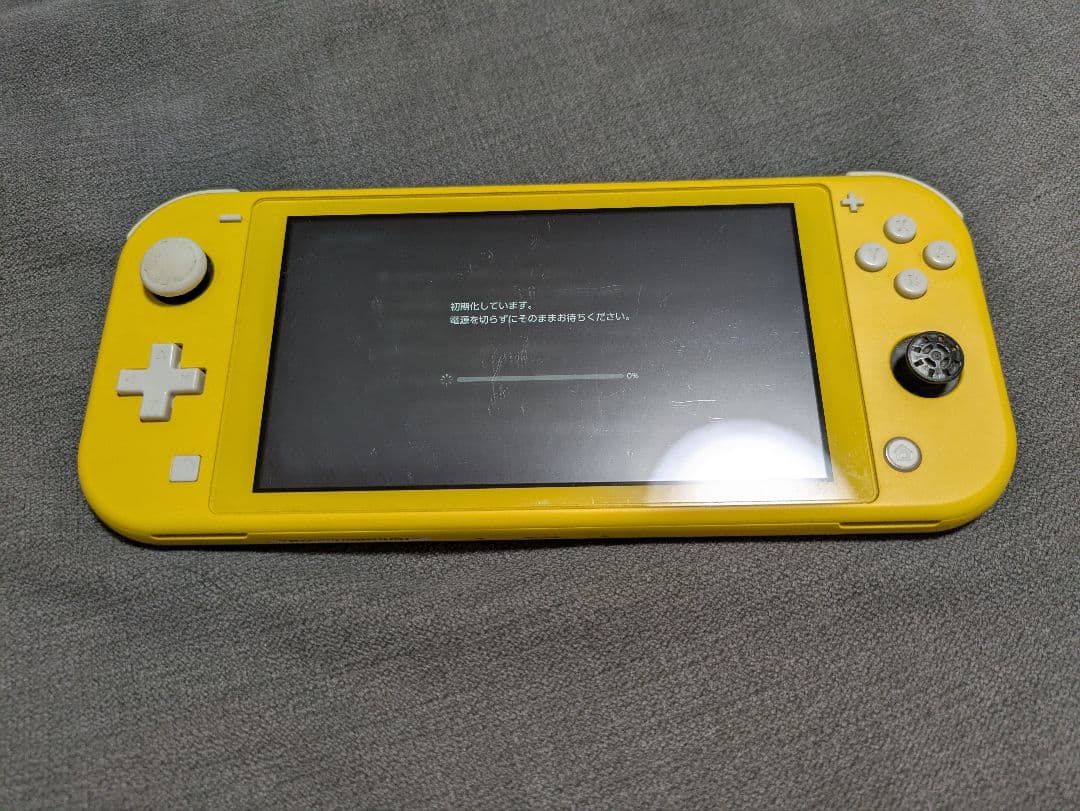 Nintendo Switch Lite 本体 イエロー