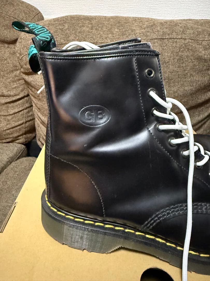 ドクターマーチン　8ホール　GB 27.0